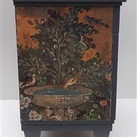 Ein Dachs im dunklen Garten   