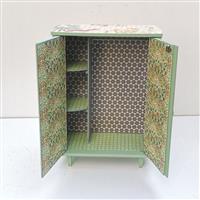 Puppenschrank "Eichhörnchen"   