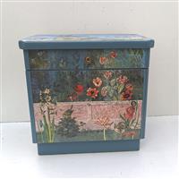 Unter azurblauem Himmel