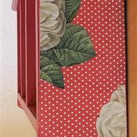  Kindergarderobe "Weiße Blüten"