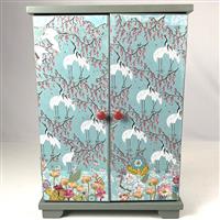 Mittelgroßer Puppenschrank "Kraniche"