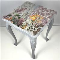 Beistelltisch "Fliederbeet"  RESERVIERT